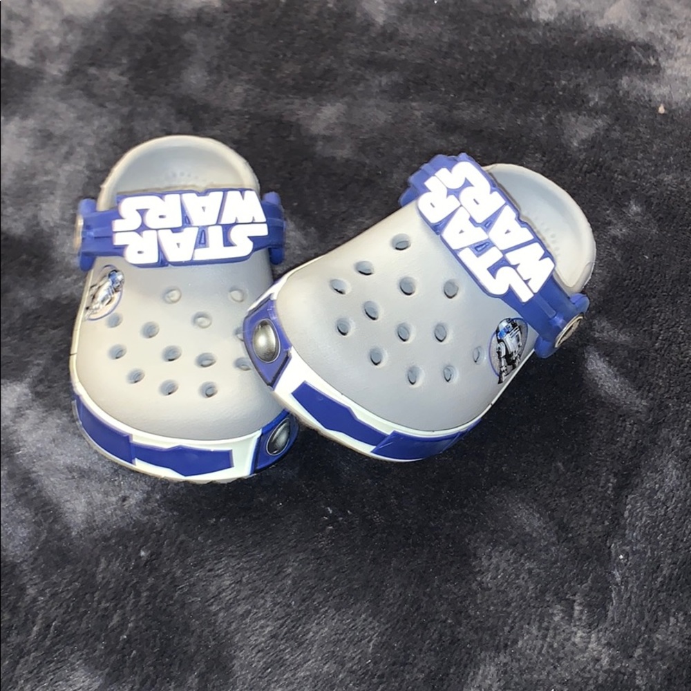 NWOT Star Wars size 4 baby Crocs